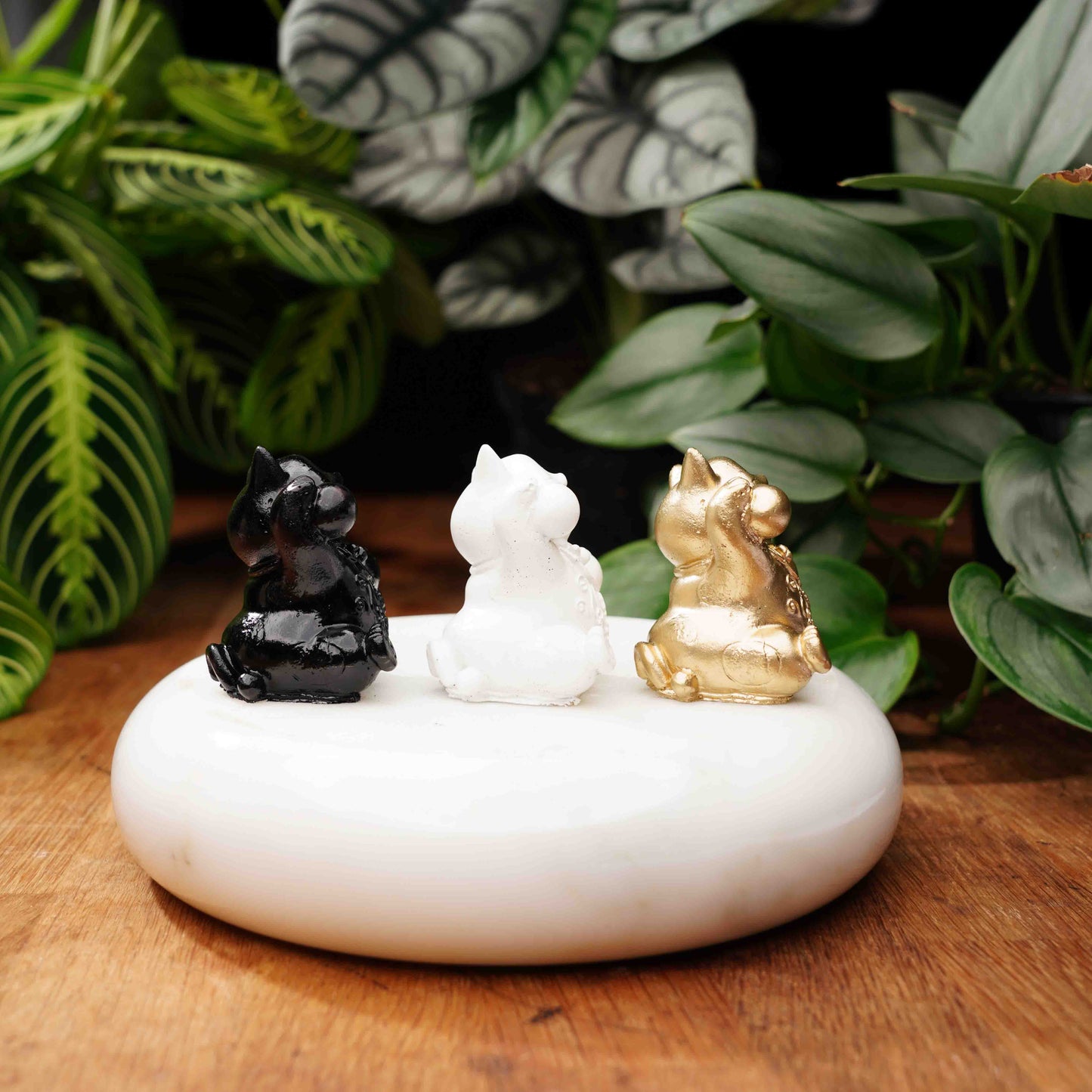 Concrete Lucky Cat Set - Maneki Neko Set For Luck, Wealth, and Prosperity