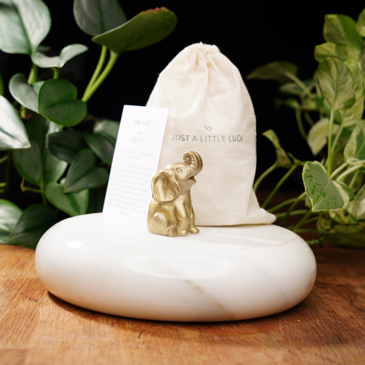 gold elephant figurine for good luck and gift