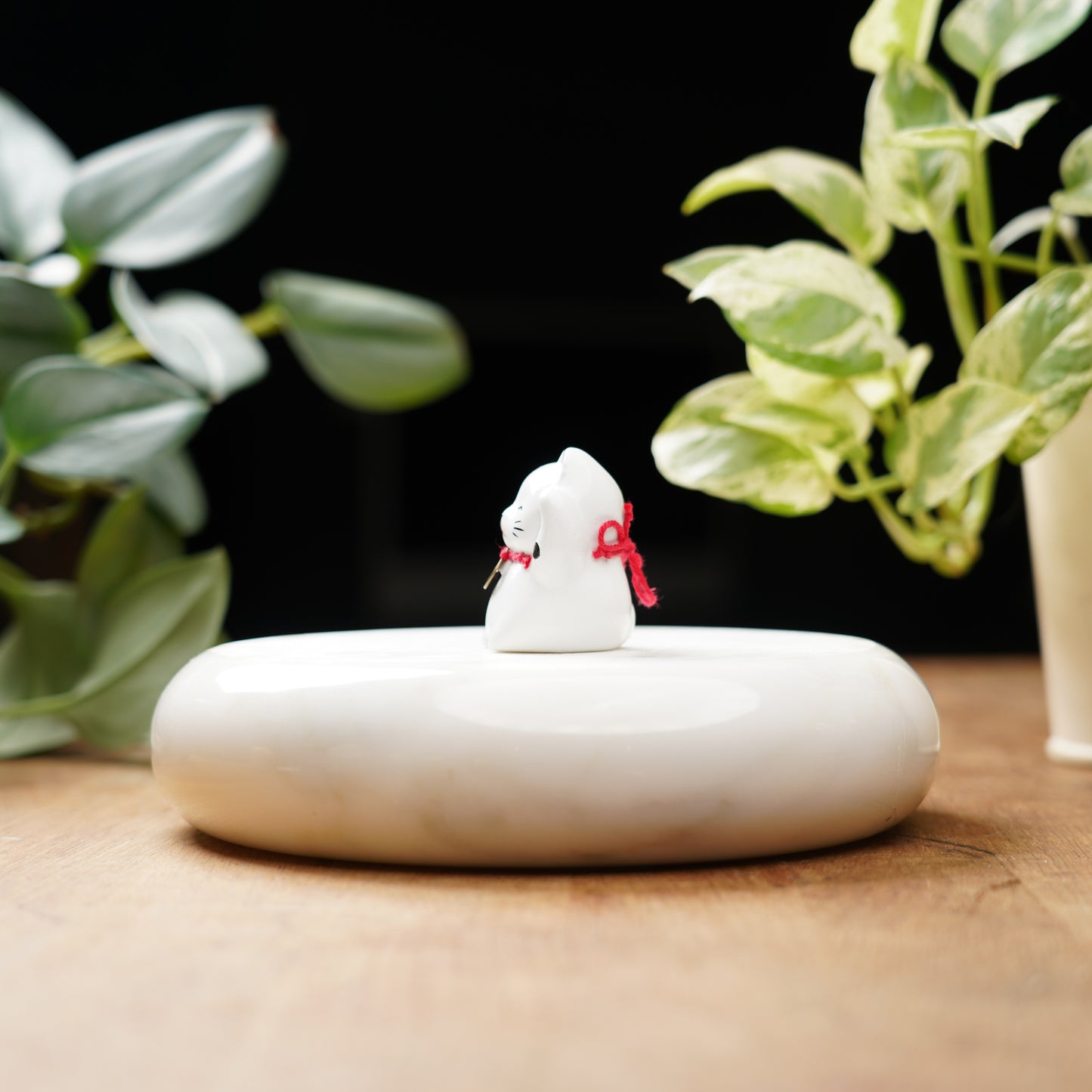 White Lucky Cat - Feng Shui Coin