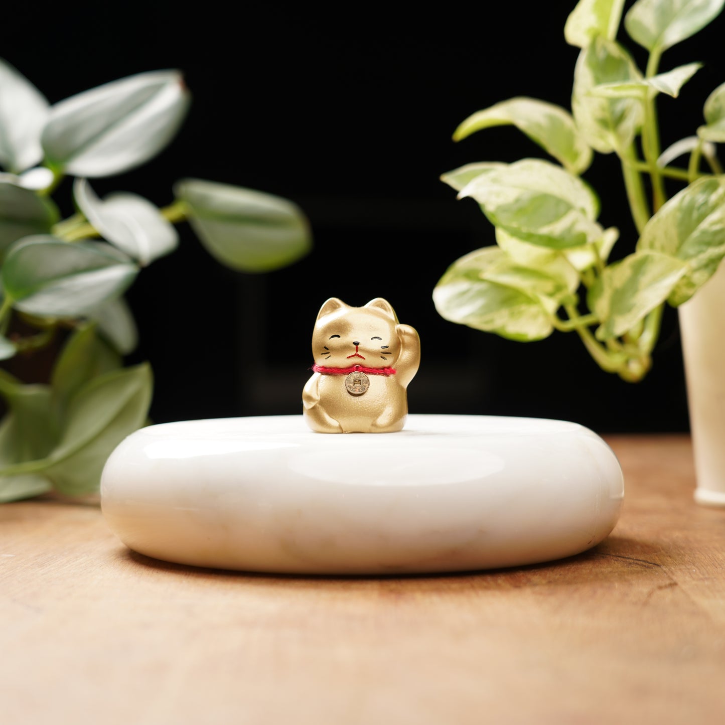 Gold Lucky Cat - Feng Shui Coin